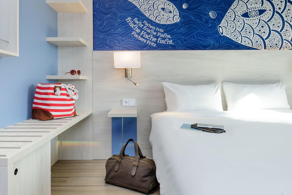 Hotel Ibis Styles Costanza Esterno foto